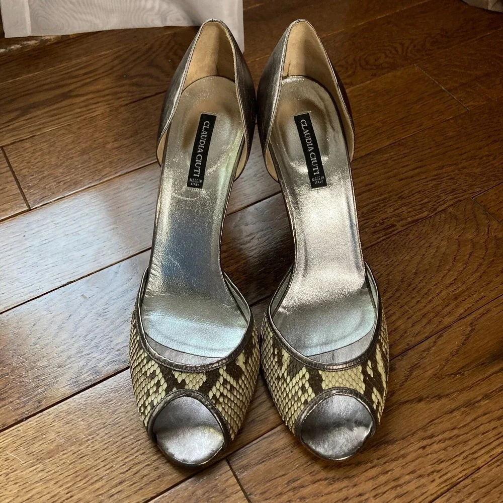 Claudia Ciuti authentic claudia